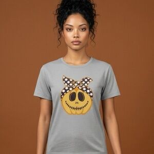 NWT Women’s Short Sleeve Graphic Tee Halloween Smiley Face - Size Small